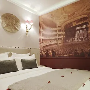 Palais Royal Chicsuites Apartamento