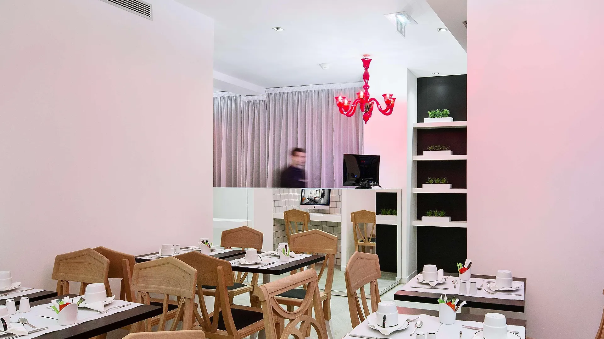 Best Western Premier Faubourg 88 Paris 4*,